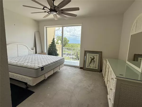 Port Charlotte, FL 33953,4410 WARREN AVE #507