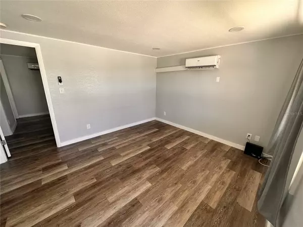 Englewood, FL 34223,533 STEWART ST