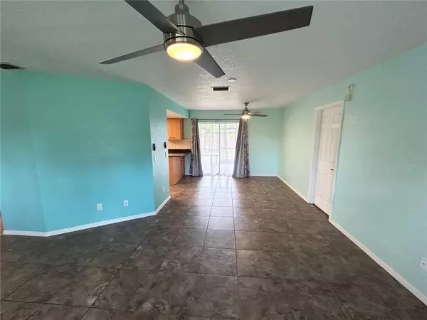 Port Charlotte, FL 33952,22332 HALLSTEAD AVE