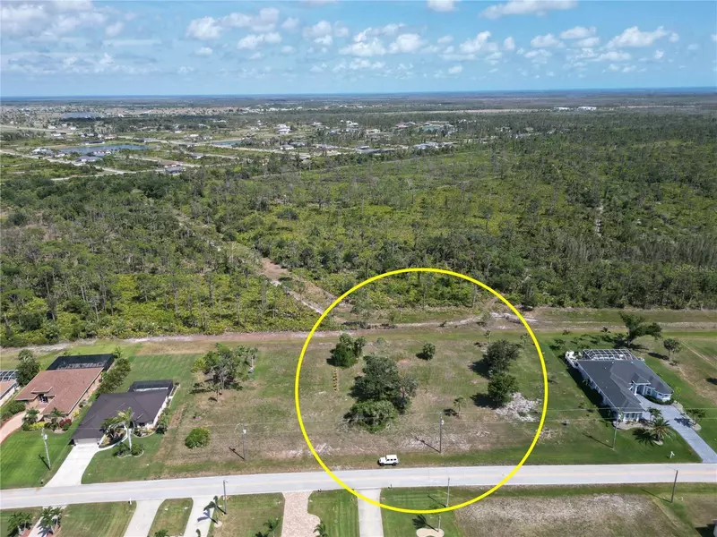 1057 BOUNDARY BLVD, Rotonda West, FL 33947