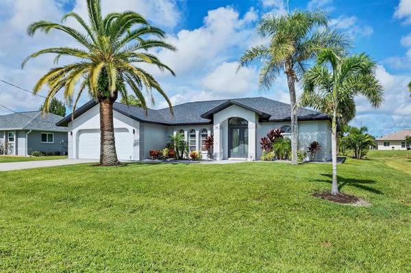 186 MARINER LN, Rotonda West, FL 33947