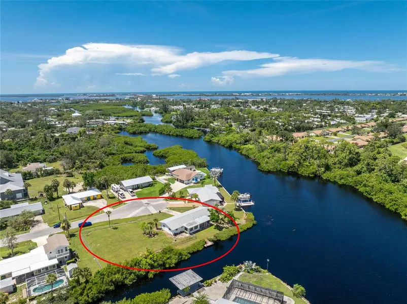 510 SANDLOR DR, Englewood, FL 34223