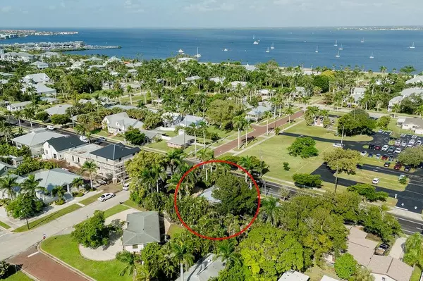 Punta Gorda, FL 33950,521 W OLYMPIA AVE