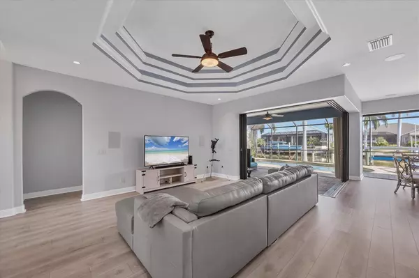 Port Charlotte, FL 33981,8376 ANTWERP CIR