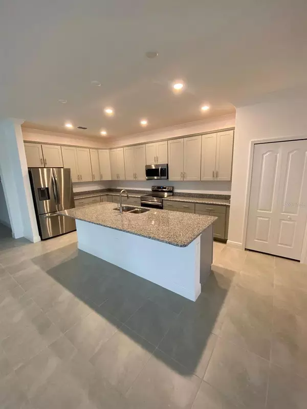 Port Charlotte, FL 33953,16861 CANOPY GARDEN DR