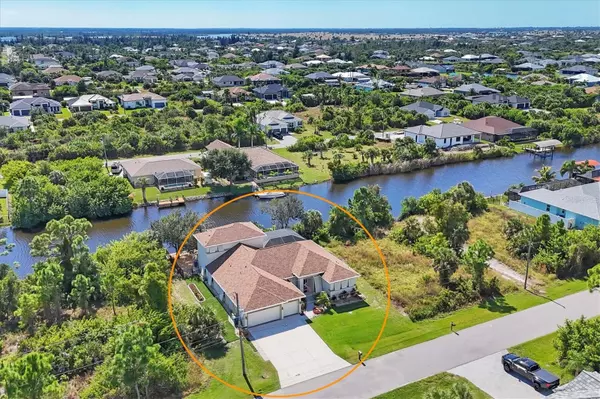 Port Charlotte, FL 33981,15392 ALDAMA CIR