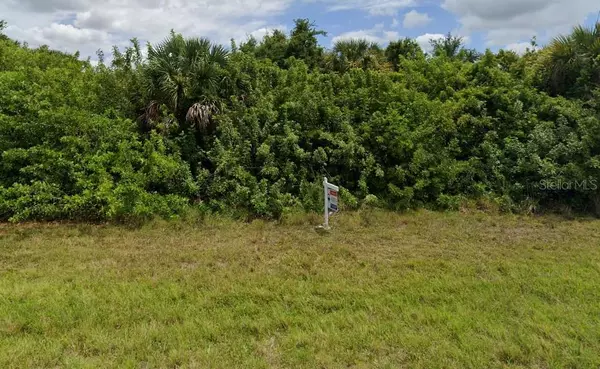 Rotonda West, FL 33947,235 SUNSET RD