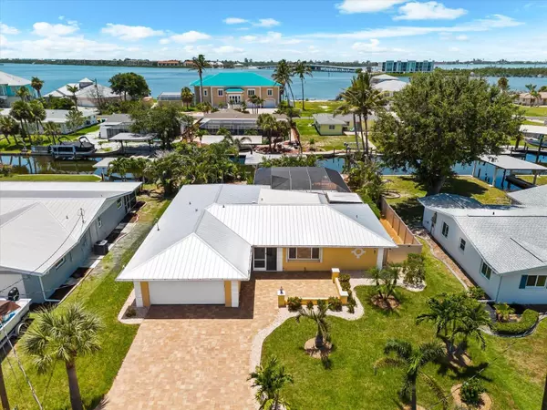 Englewood, FL 34223,1460 DEER CREEK DR