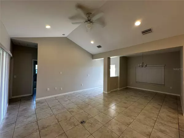 Port Charlotte, FL 33948,18463 VAN NUYS CIR