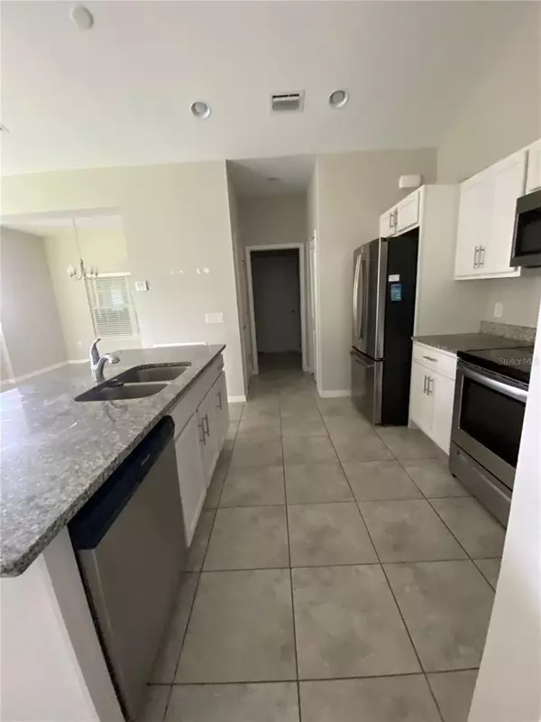 Port Charlotte, FL 33948,18463 VAN NUYS CIR