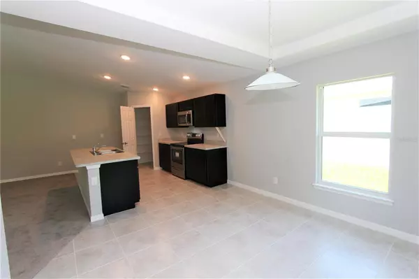 Rotonda West, FL 33947,154 AUSTRALIAN DR