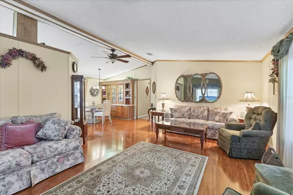 Englewood, FL 34223,775 CANDLEWYCK DR #47