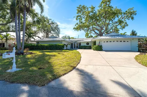 1648 SHELBURNE LN, Sarasota, FL 34231