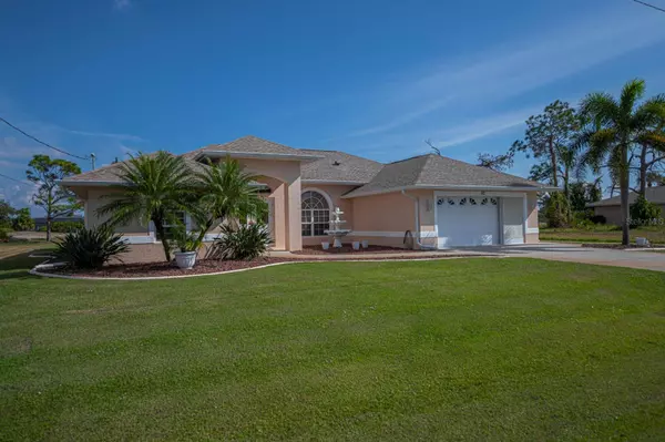 Rotonda West, FL 33947,82 PINEHURST PL