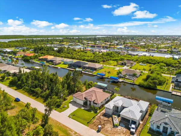 Port Charlotte, FL 33981,15872 MELPORT CIR