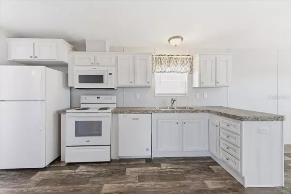 Englewood, FL 34223,1800 ENGLEWOOD RD #166