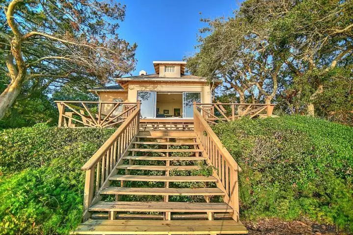 South Daytona, FL 32119,2063 PALMETTO AVE