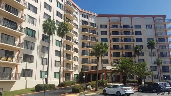 Flagler Beach, FL 32136,3600 OCEAN SHORE BLVD #423