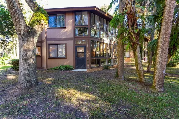 Palm Coast, FL 32137,23 FAIRWAYS CIR #23