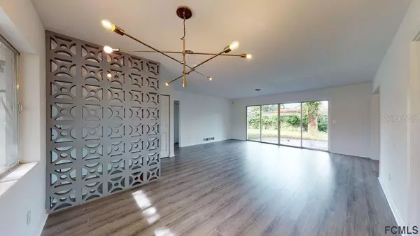 1151 EDITH DR, Daytona Beach, FL 32117