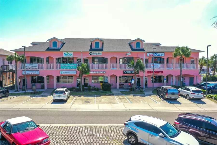 213 S 2ND ST, Flagler Beach, FL 32136