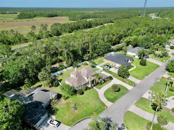 17 CRESCENT LAKE WAY Ormond Beach, FL 32174