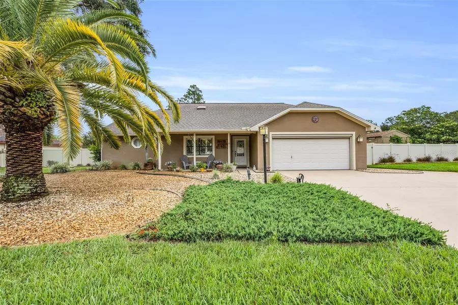 8 WEDGE LN, Palm Coast, FL 32164