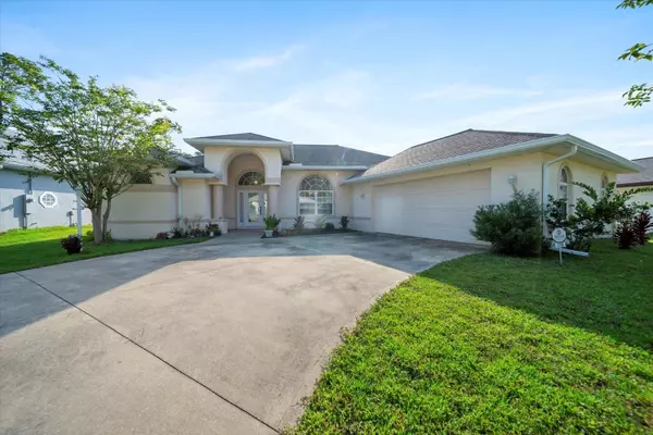 114 BOULDER ROCK DR, Palm Coast, FL 32137