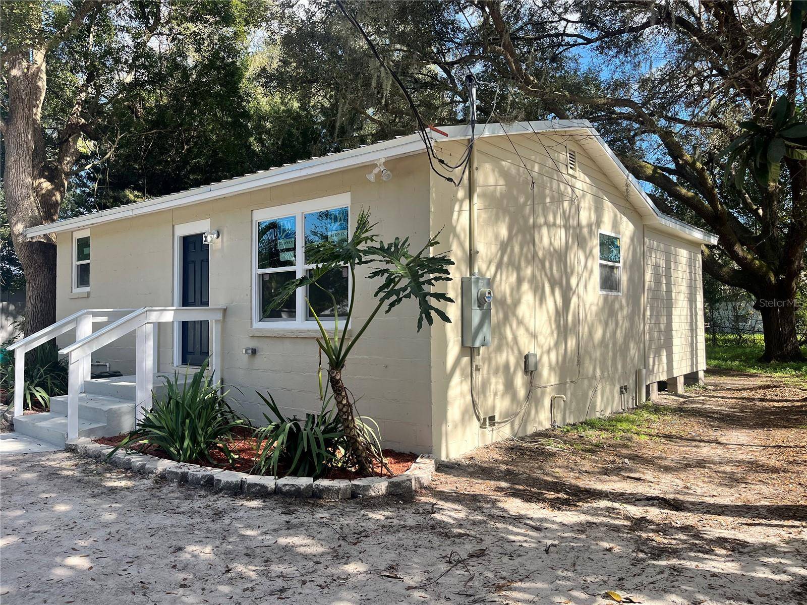 1821 ROSELLE AVE,  Palatka,  FL 32177