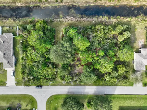 100 LYNBROOK DR, Palm Coast, FL 32137