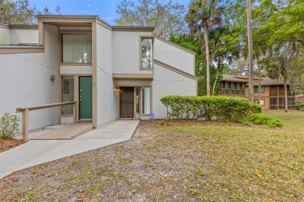 Palm Coast, FL 32137,15 MID OAKS CIR