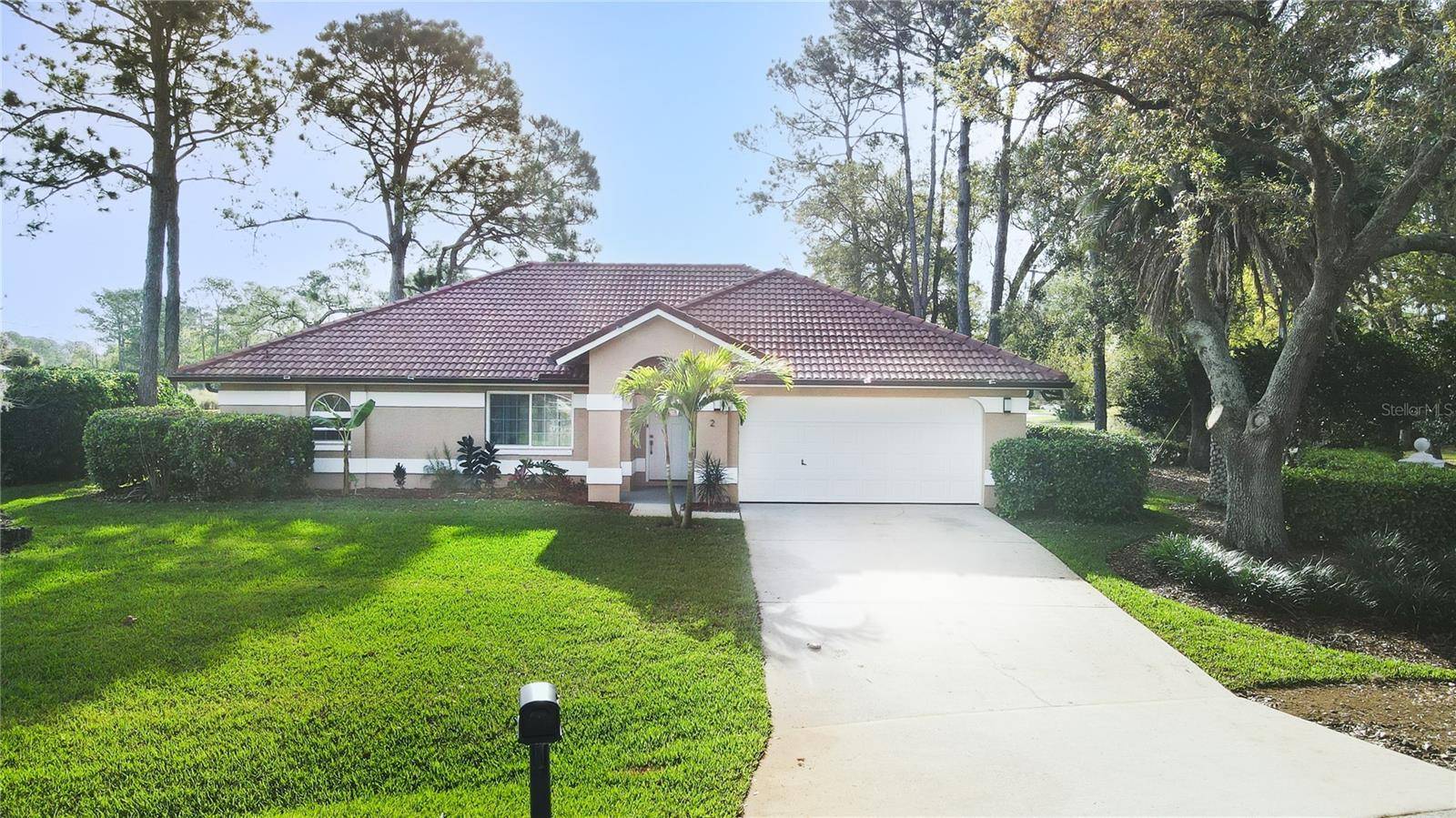 2 SUTTON CT,  Palm Coast,  FL 32164