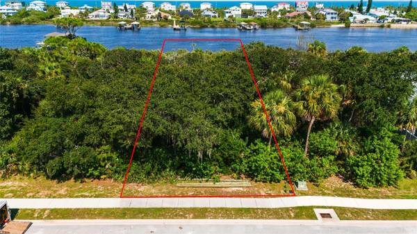 62 N RIVERWALK DR, Palm Coast, FL 32137