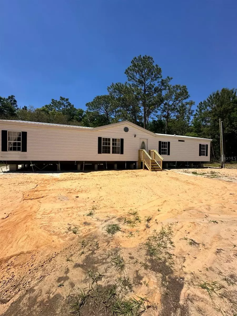 Interlachen, FL 32148,141 CHEROKEE DR