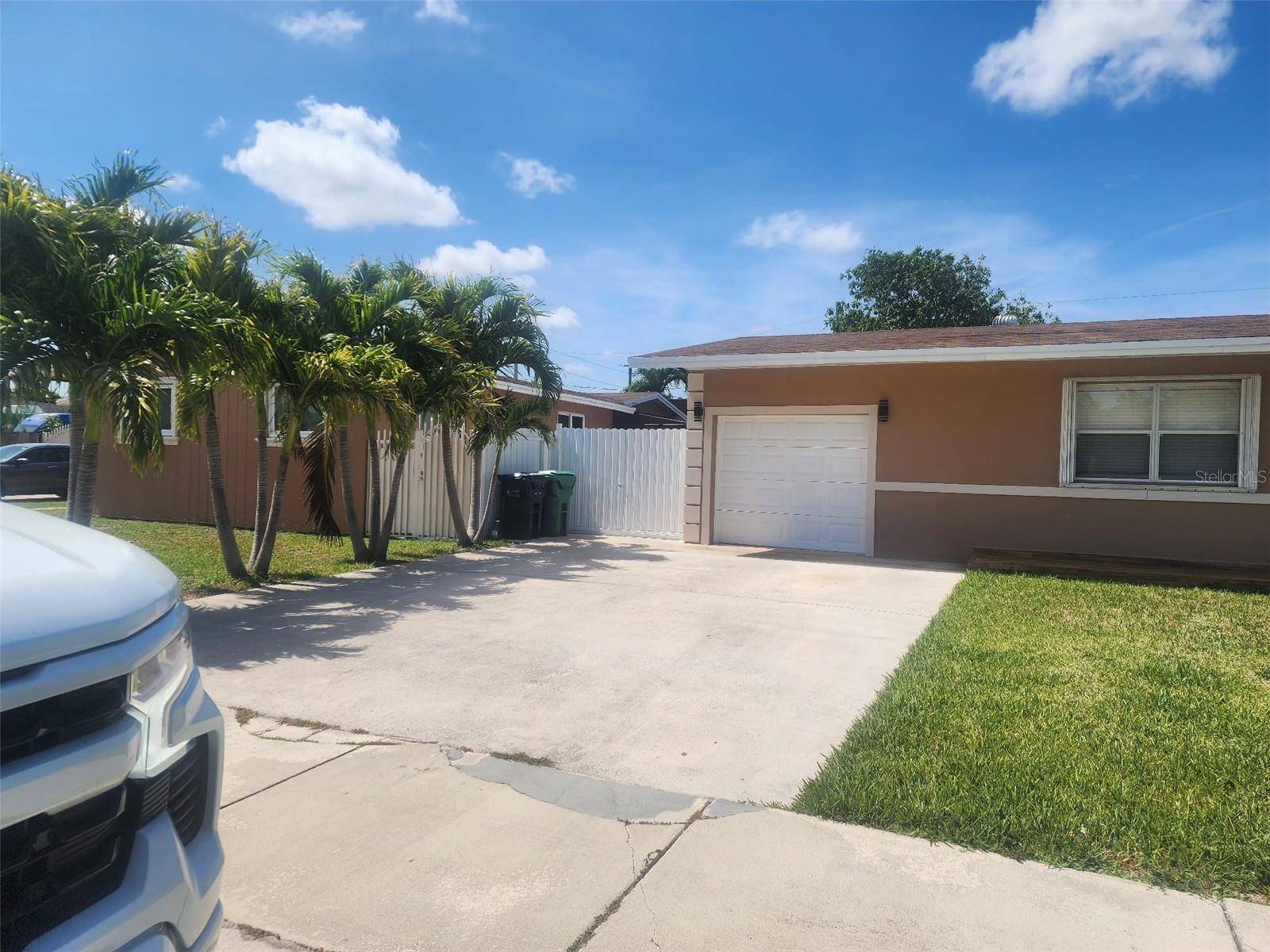 Miami, FL 33157,10611 SW 164TH ST