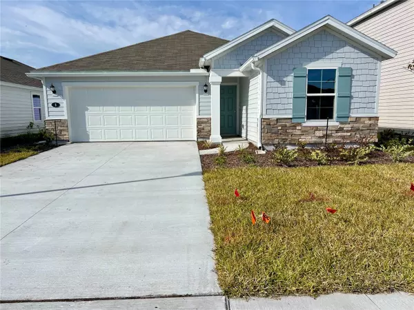8 WINDSOR TER, Palm Coast, FL 32164