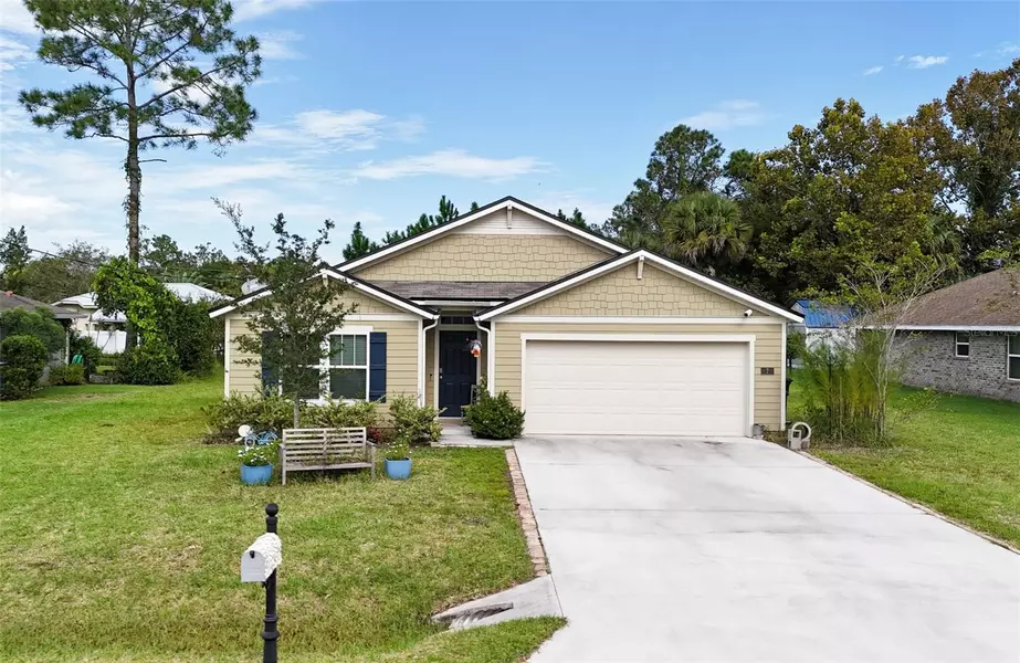 7 BALLENGER LN, Palm Coast, FL 32137