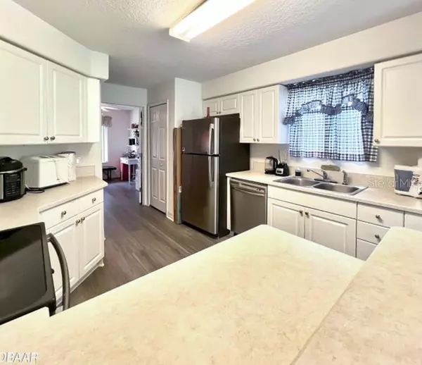 Daytona Beach, FL 32119,129 BLUE HERON DR #A
