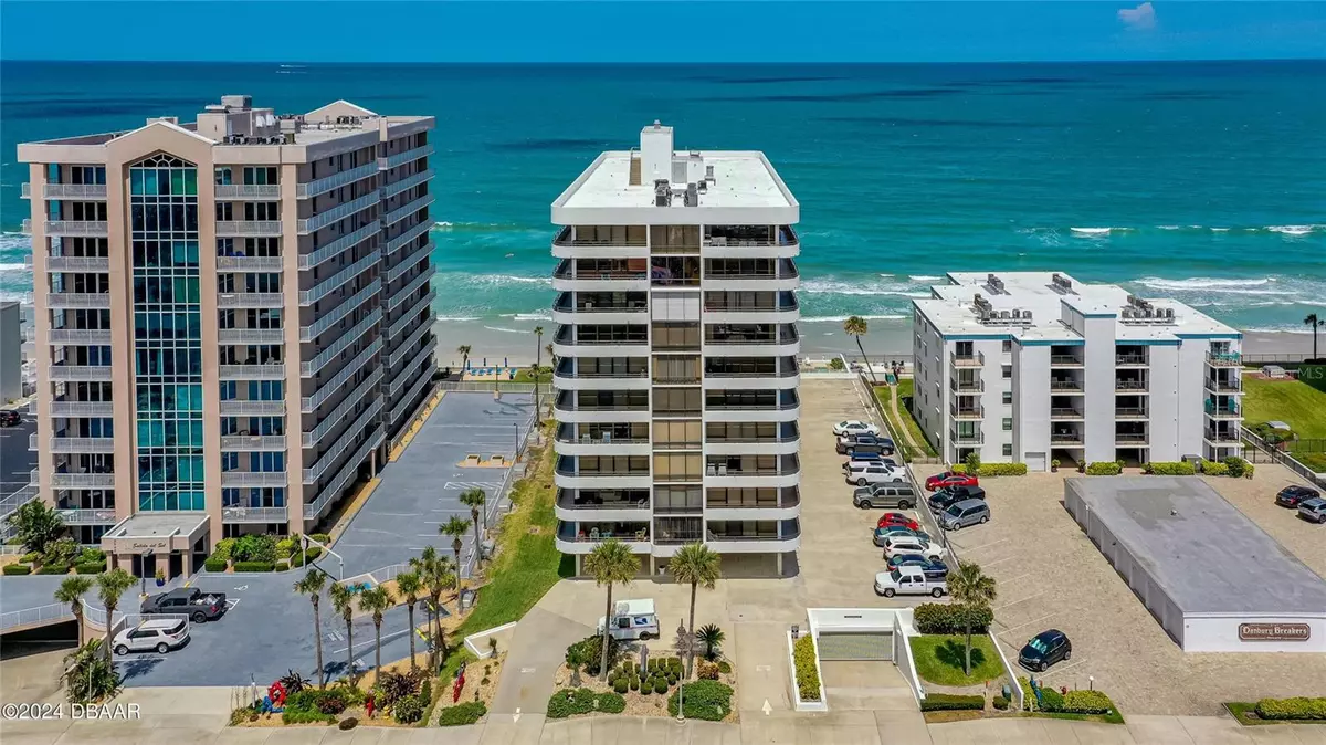 Daytona Beach Shores, FL 32118,3743 S ATLANTIC AVE #11D