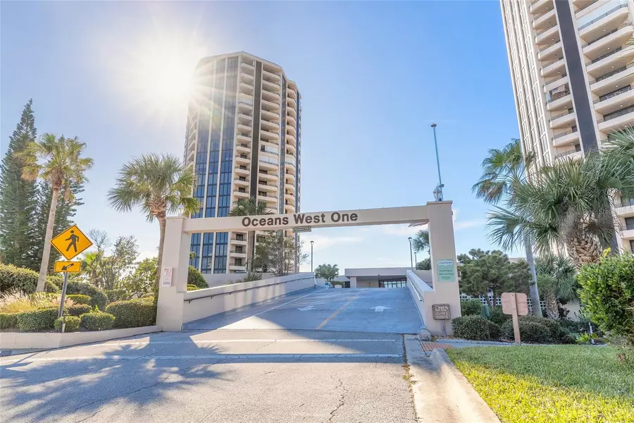 1 OCEANS WEST BLVD #19B3, Daytona Beach, FL 32118