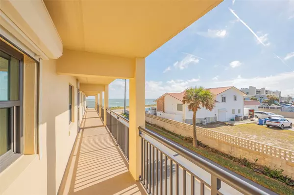 Ormond Beach, FL 32176,2290 OCEAN SHORE BLVD #203