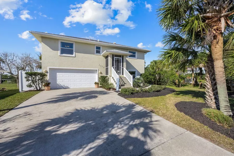 1945 N DAYTONA AVE, Flagler Beach, FL 32136