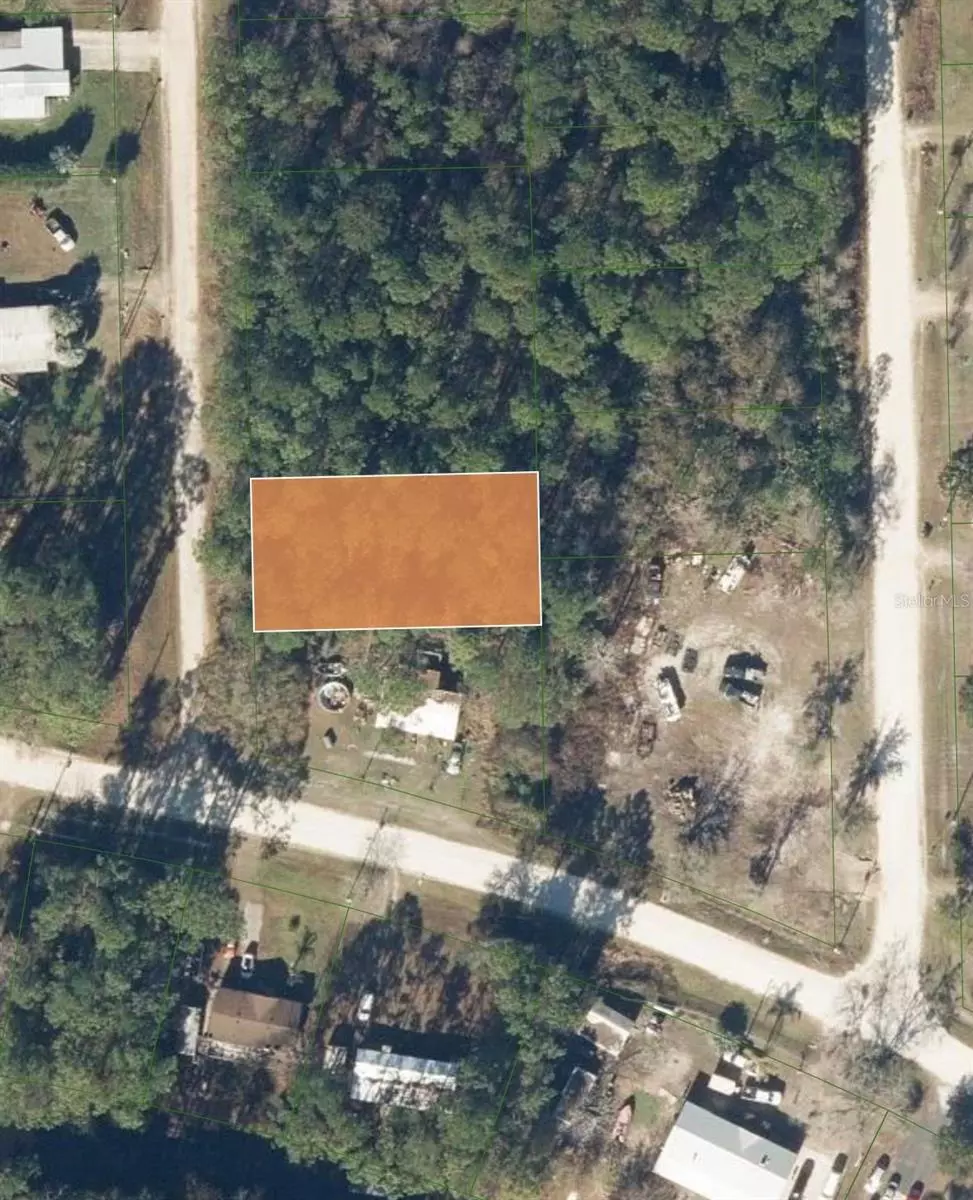 Palatka, FL 32177,102 COBIA DR