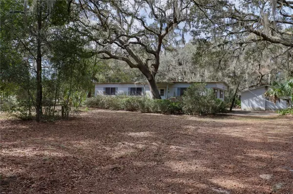 113 OAK HAVEN RD, Pomona Park, FL 32181