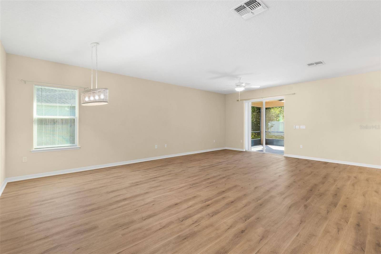Palm Coast, FL 32164,23 WOODBORN LN