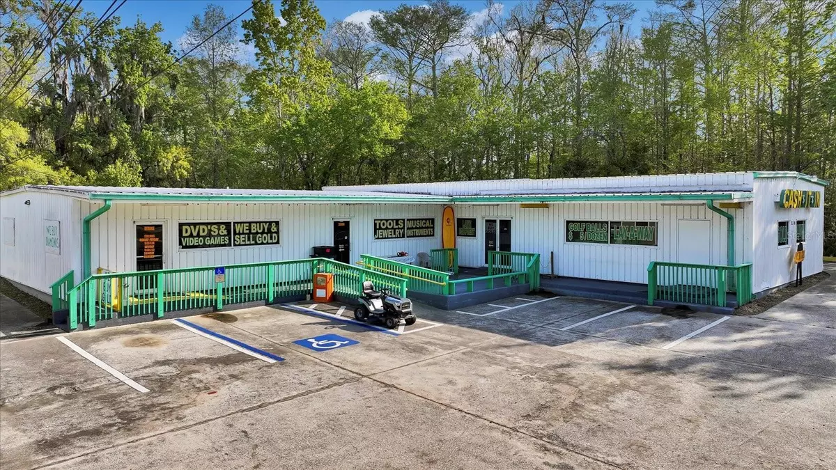 Bunnell, FL 32110,3300 E MOODY BLVD