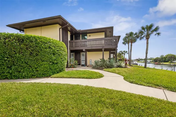 Palm Coast, FL 32137,42 CLUB HOUSE DR #104
