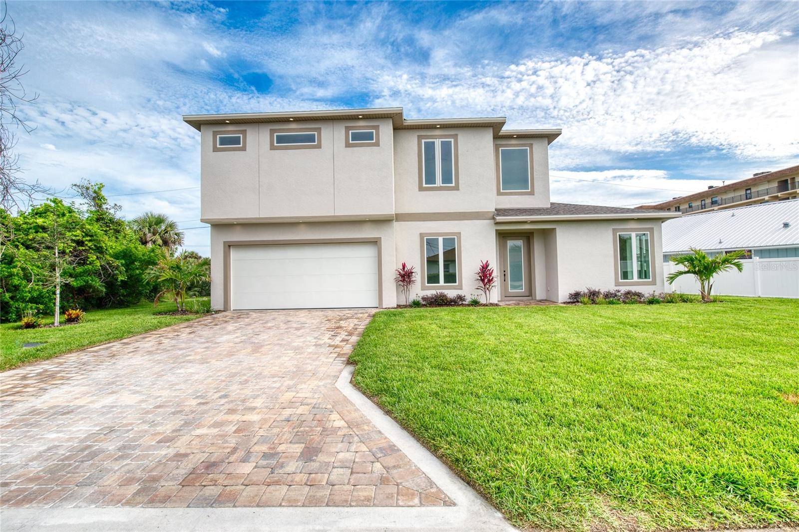 Ormond Beach, FL 32176,32 OCEAN BREEZE CIR