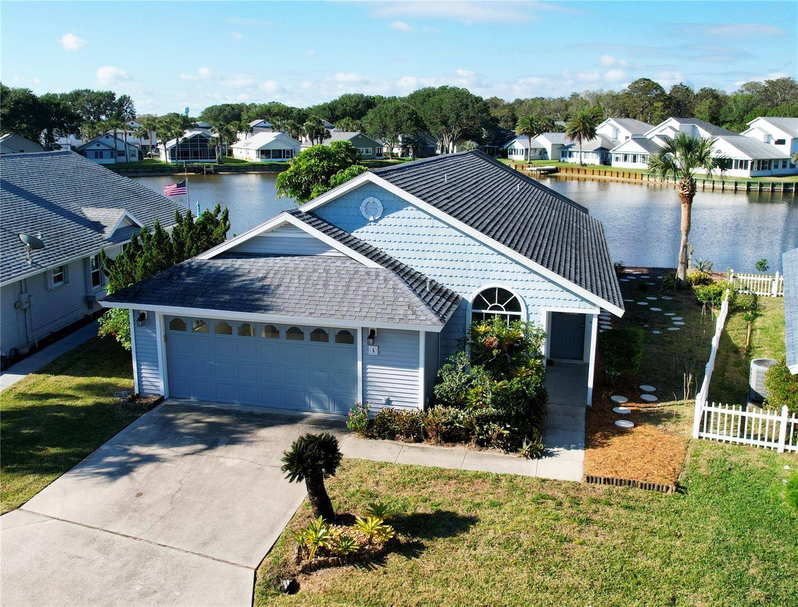 4 AVALON DR, Palm Coast, FL 32137