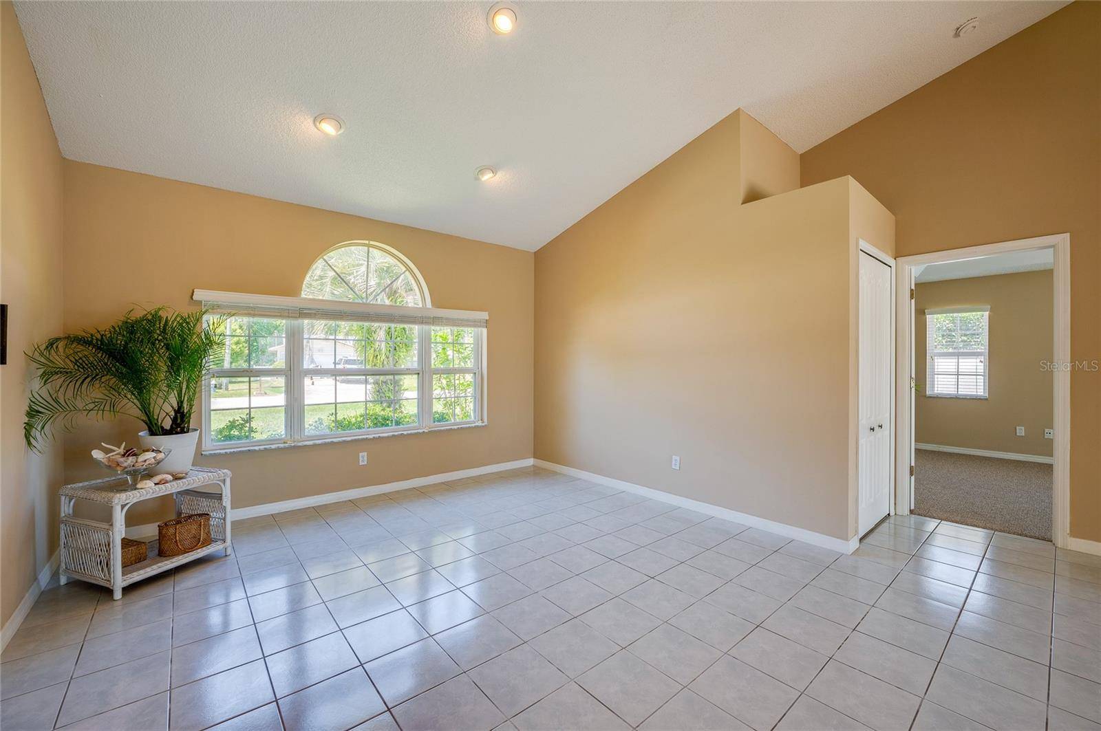 Palm Coast, FL 32137,6 BOLLING LN